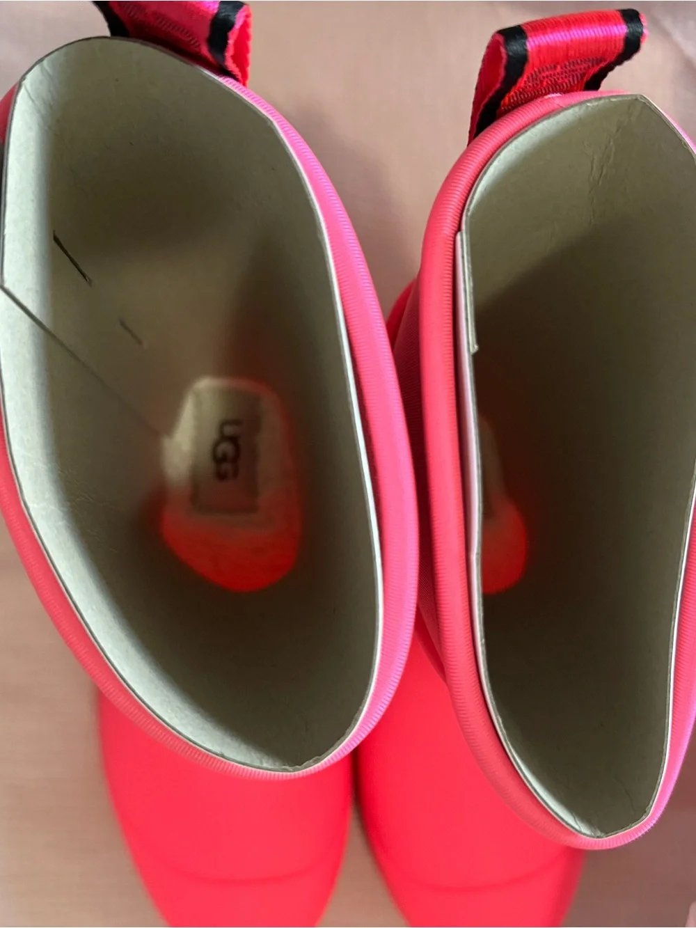 Label of footwear box